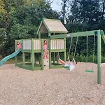 Grosses Freistehendes Einfamilienhaus