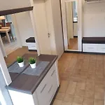 Grosses Freistehendes Einfamilienhaus Vakantiehuis *