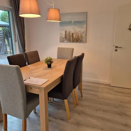 펜션 Grosses Freistehendes Einfamilienhaus 칼텐키르헨