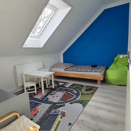 Vakantiehuis Grosses Freistehendes Einfamilienhaus *