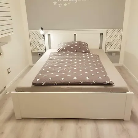 Grosses Freistehendes Einfamilienhaus