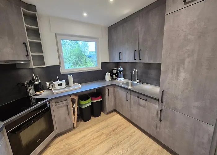 Grosses Freistehendes Einfamilienhaus Dom wakacyjny Kaltenkirchen